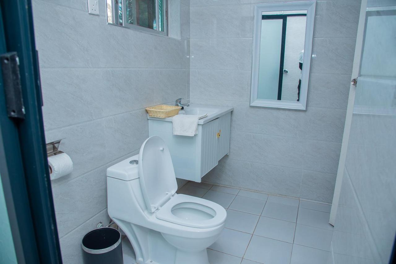 米卡山林小屋 卢萨卡 外观 照片